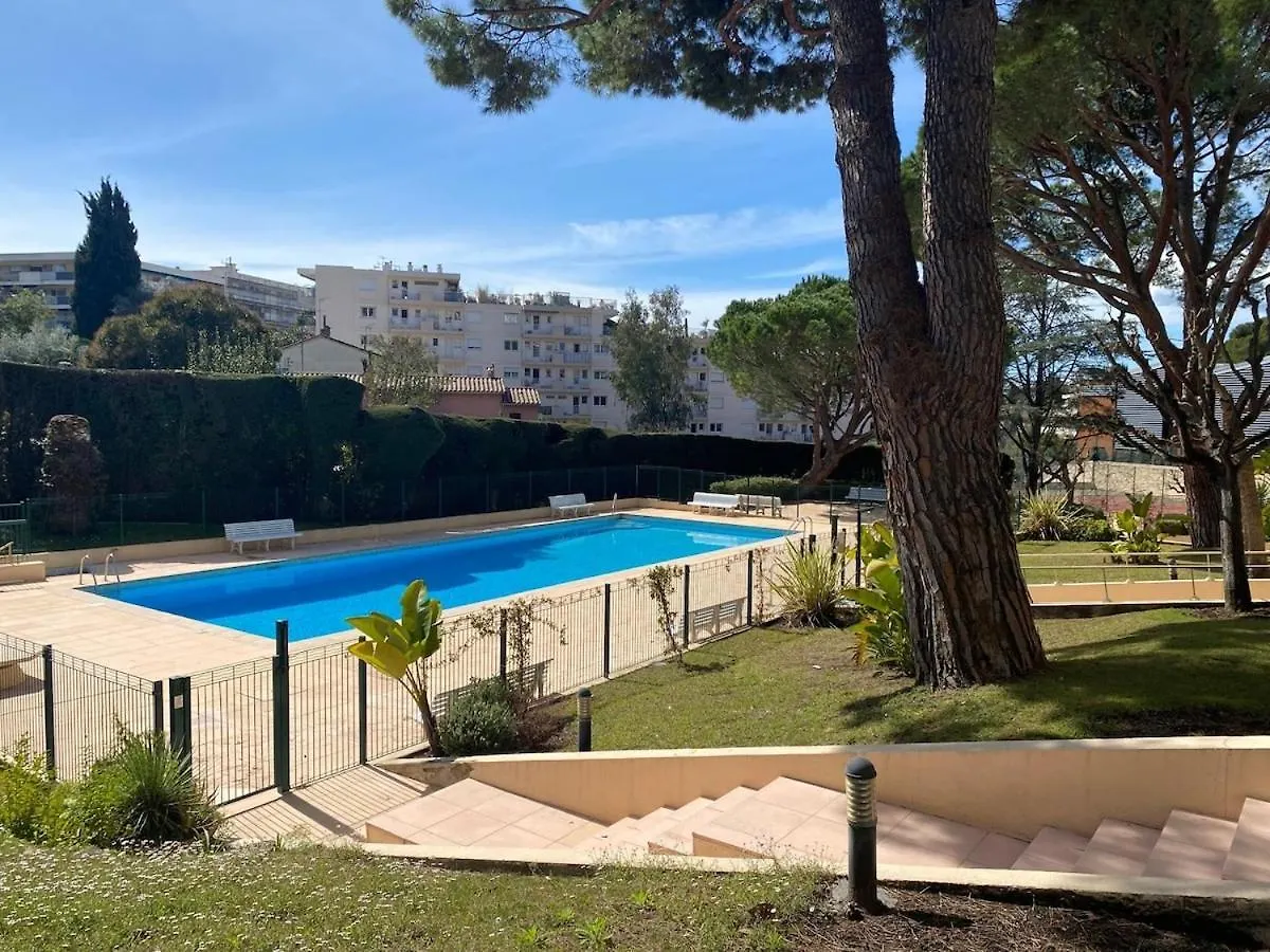 Apartment Escapade Parfaite En Centre-Ville - Piscine, Tennis, Parking - A 10 Min De La Croisette ! Le Cannet